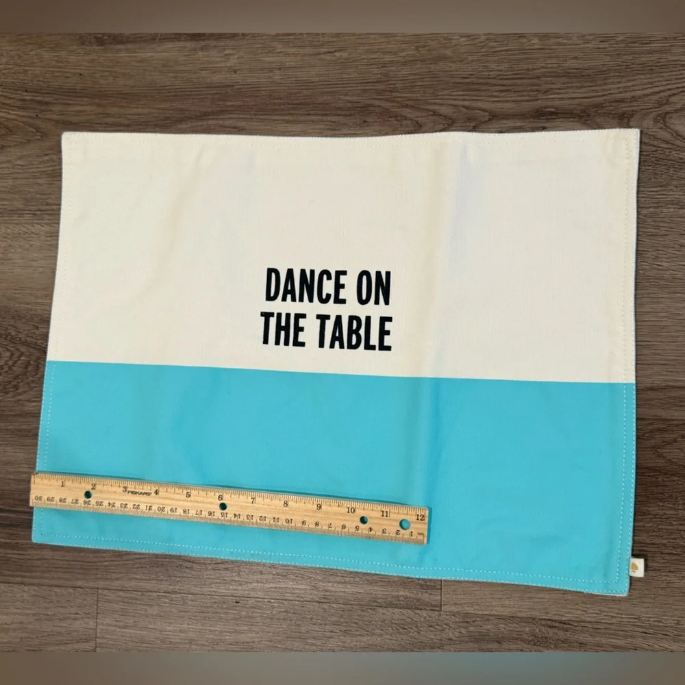 *HOST PICK* 🌺 NWOT Kate Spade 13”x19” Placemats
